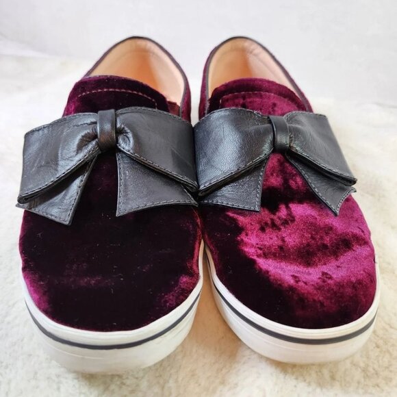 Kate spade Burgundy velvet slip on shoes bow Sneakers sz 8.5 / 39 flats - Picture 1 of 3